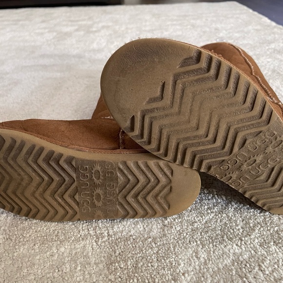 UGG Classic Tall II Boot - Picture 9 of 12